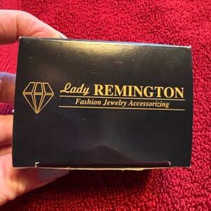 Vintage Lady Remington Butterfly Hair Clips - Silver